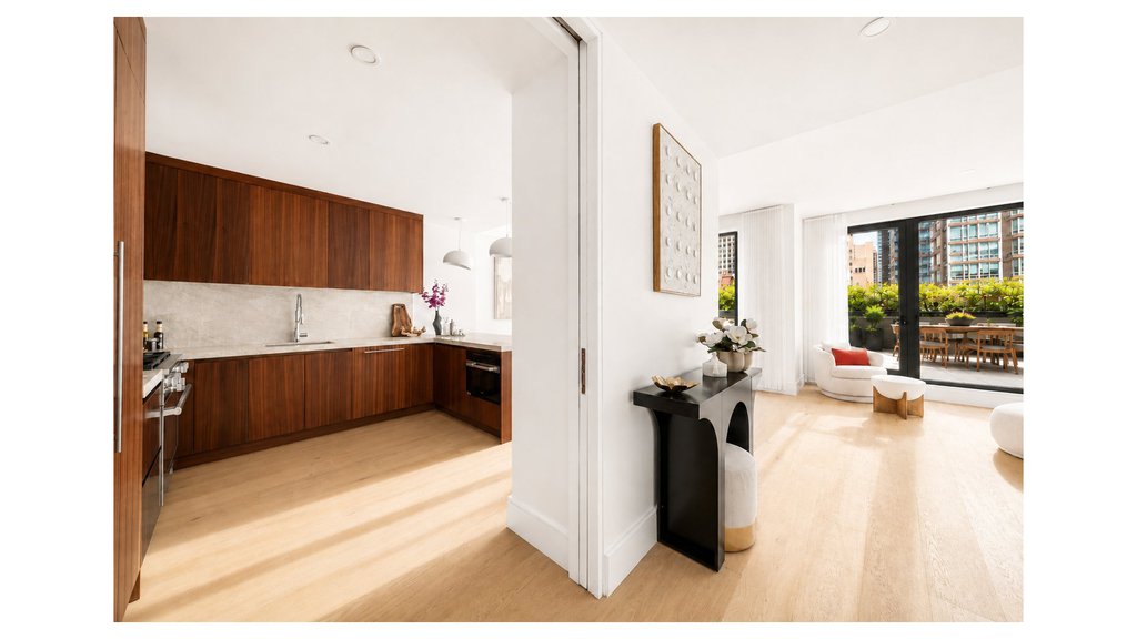 244 East 52nd Street, Unit PENTHOUSE photo 8