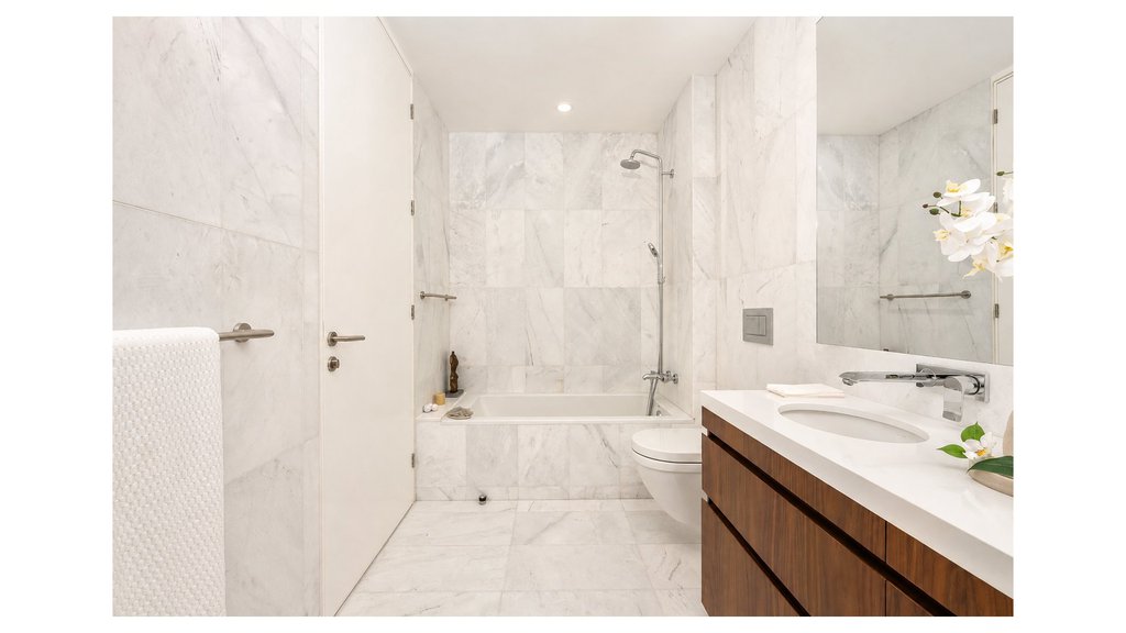 244 East 52nd Street – For Sale photo 12