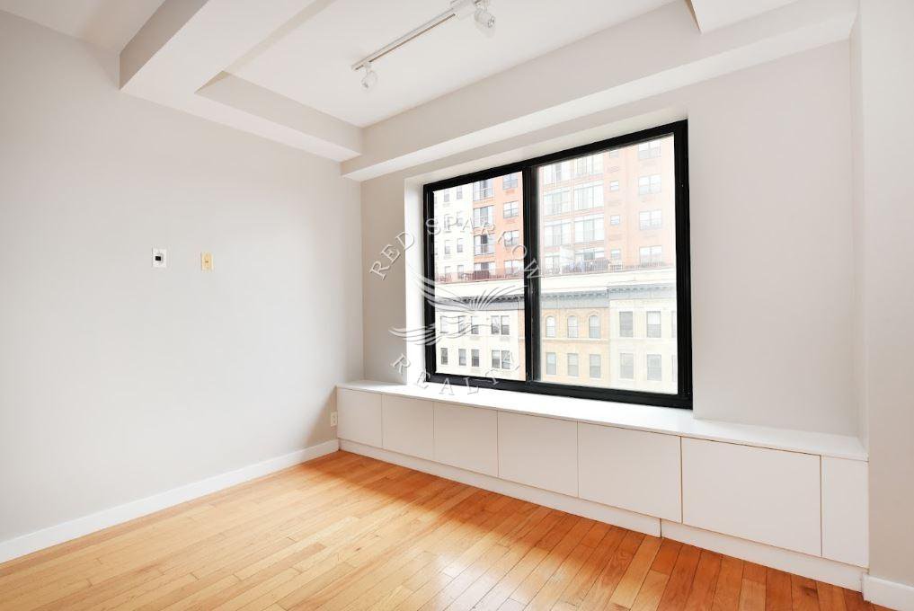 2101 Frederick Douglass Boulevard, Unit 6B