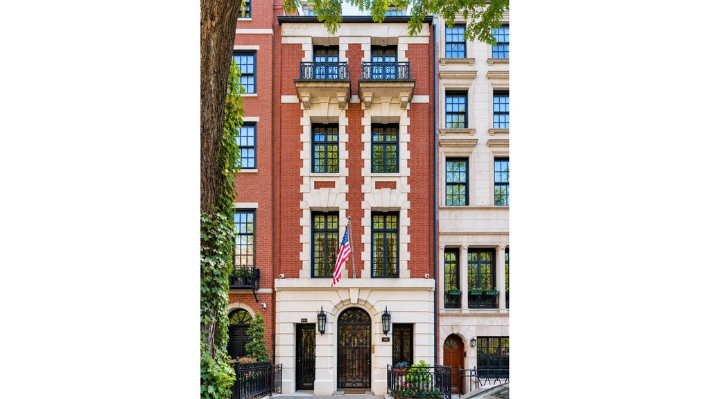 44 East 81st Street – For Sale