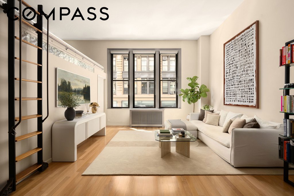 261 Broadway, Unit 2C photo 2
