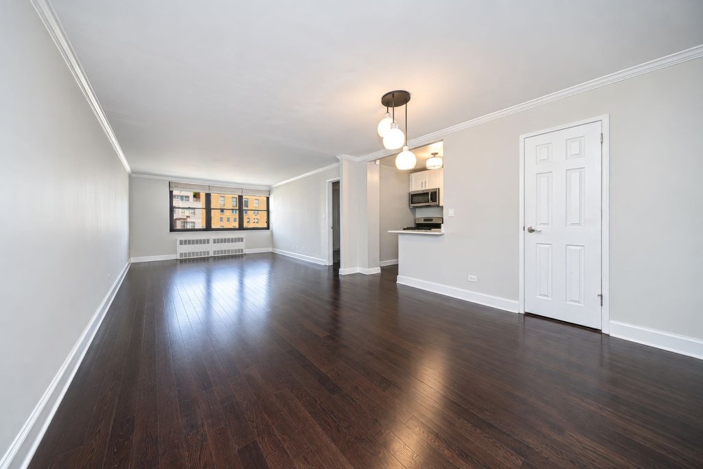 315 East 70th Street, Unit 8K photo 2