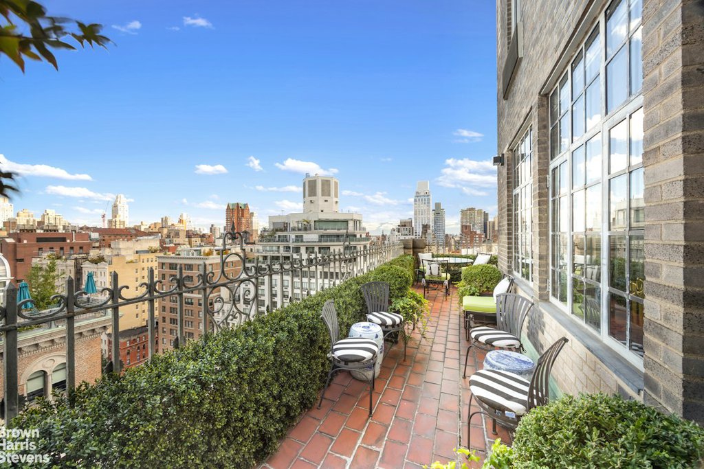 784 Park Avenue, Unit 18B photo 5