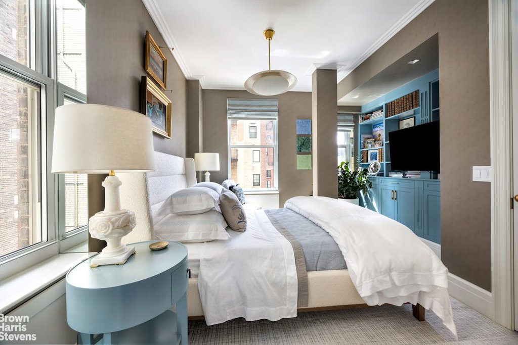 784 Park Avenue, Unit 18B photo 15