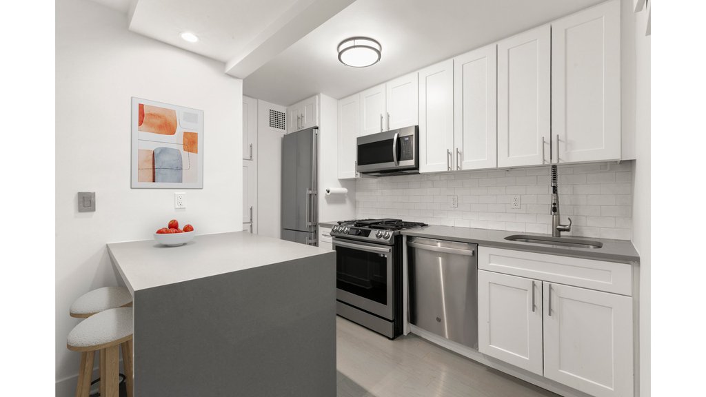 16 West 16th Street, Unit 12KS photo 2