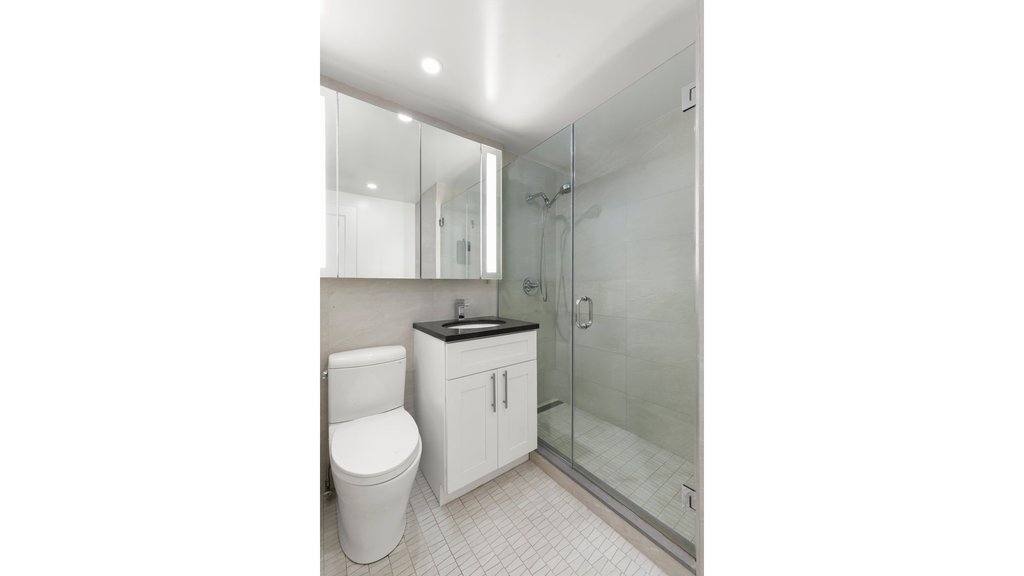 16 West 16th Street, Unit 12KS photo 4