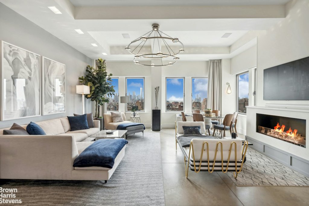 252 Seventh Avenue, Unit PHC photo 2