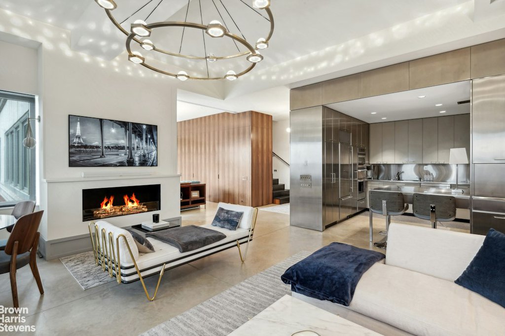 252 Seventh Avenue, Unit PHC photo 3