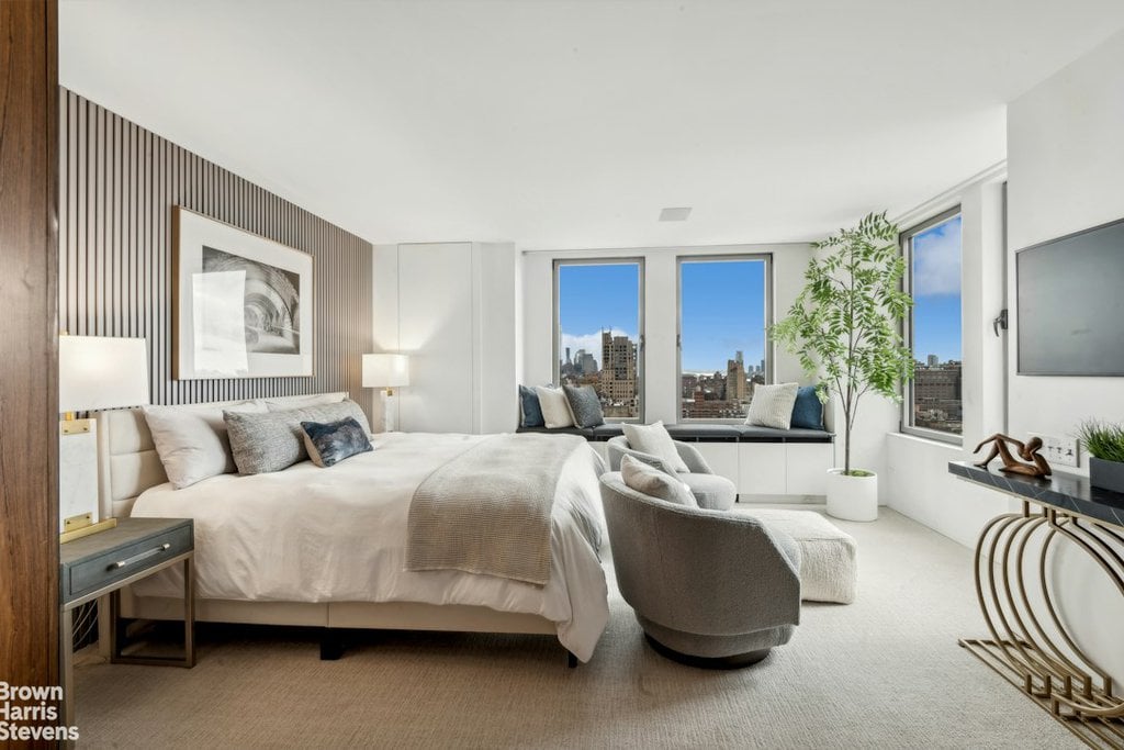 252 Seventh Avenue, Unit PHC photo 8
