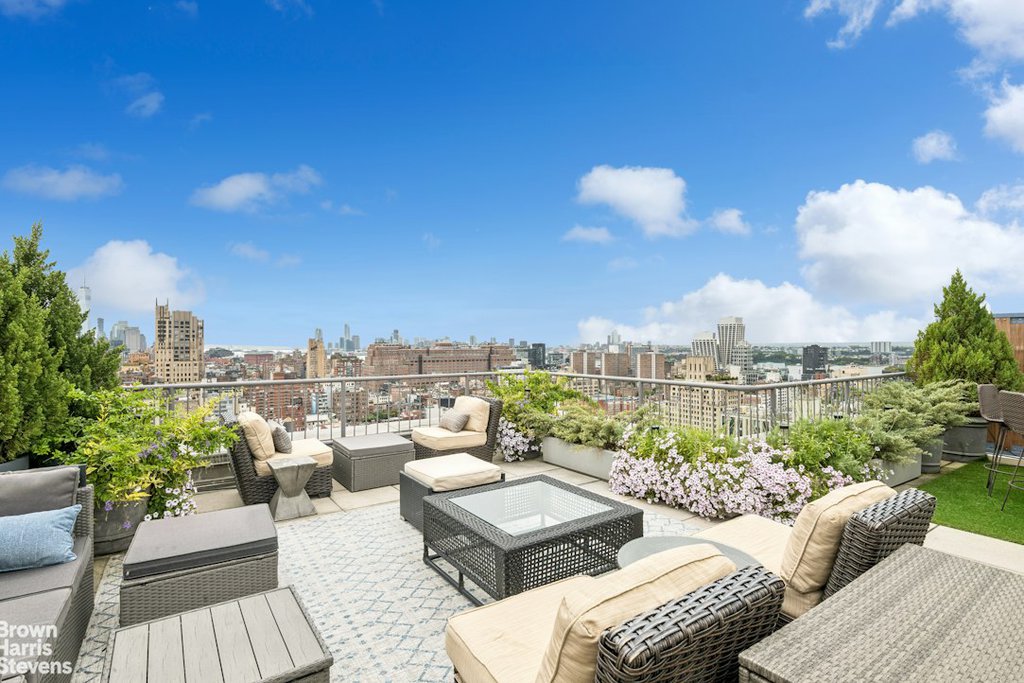 252 Seventh Avenue, Unit PHC photo 16