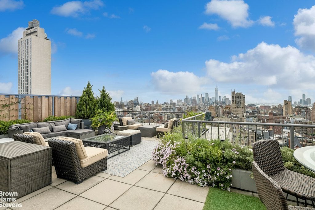 252 Seventh Avenue, Unit PHC photo 17