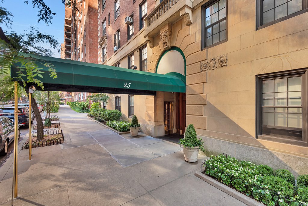 25 East End Avenue, Unit 13G photo 15