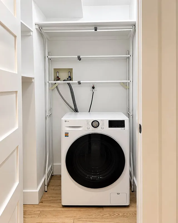 422 Chauncey Street, Unit 1 photo 4