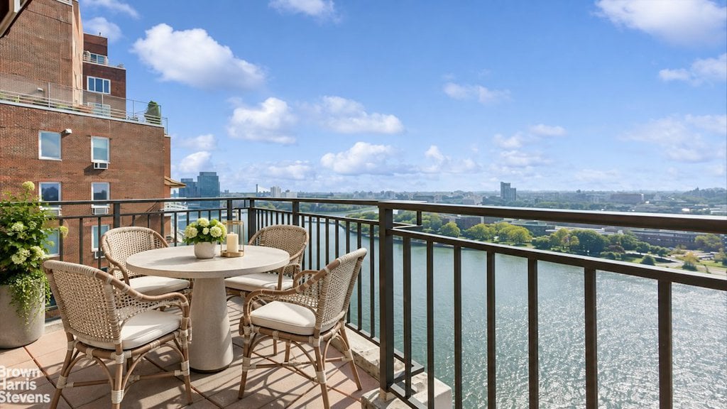 55 East End Avenue, Unit 16D photo 9