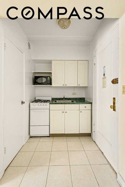 50-54 Astor Place, Unit 3G photo 5