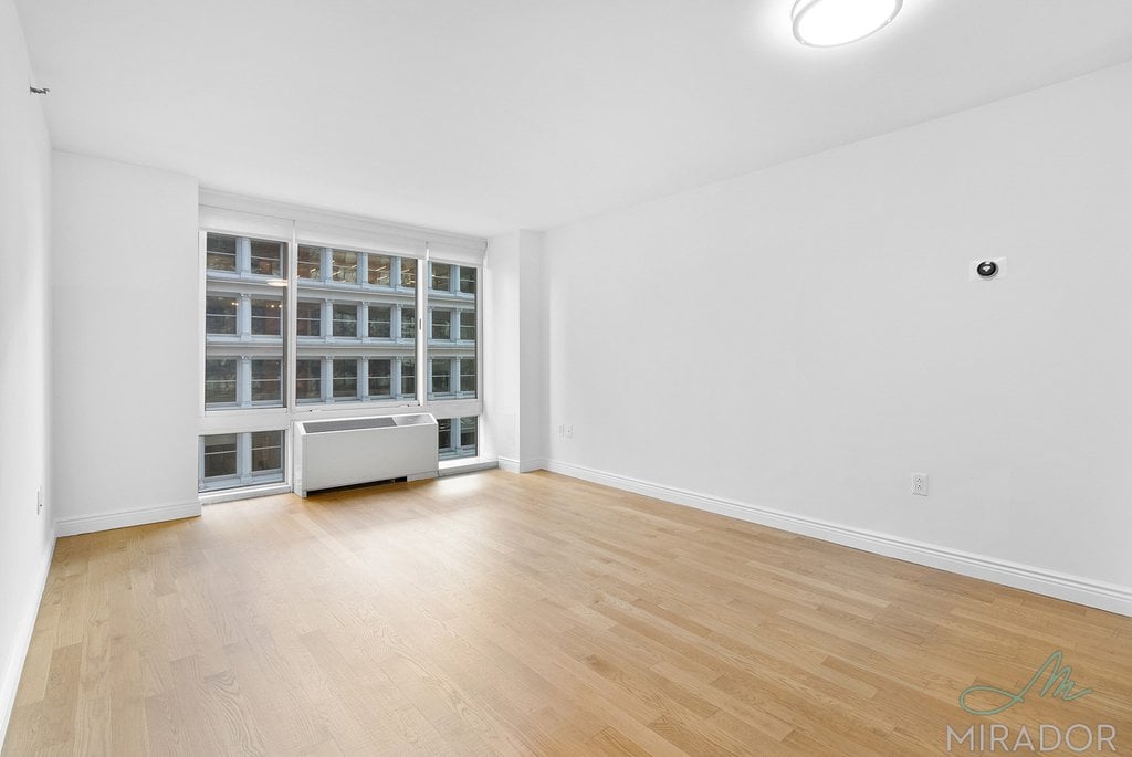 60 West 23rd Street, Unit 910