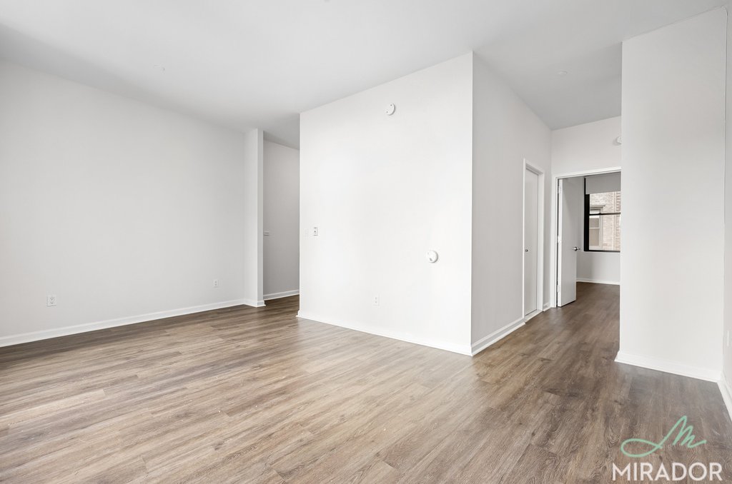15 Park Row, Unit 19B photo 2