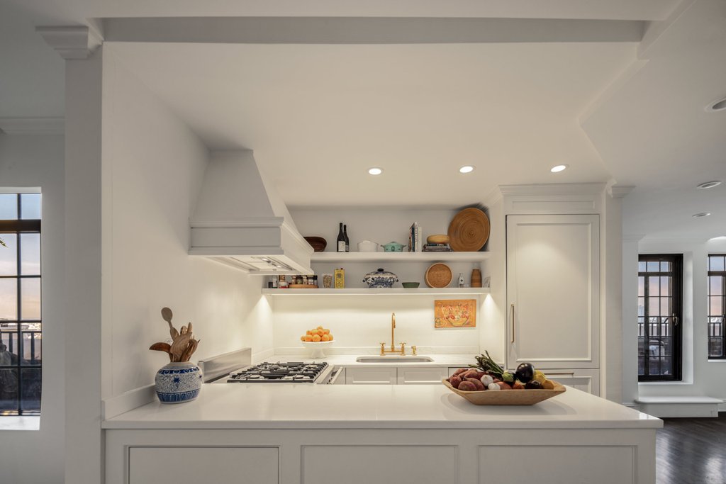 5 Tudor City Place, Unit PH7 photo 3