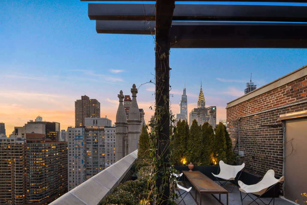 5 Tudor City Place, Unit PH7 photo 8