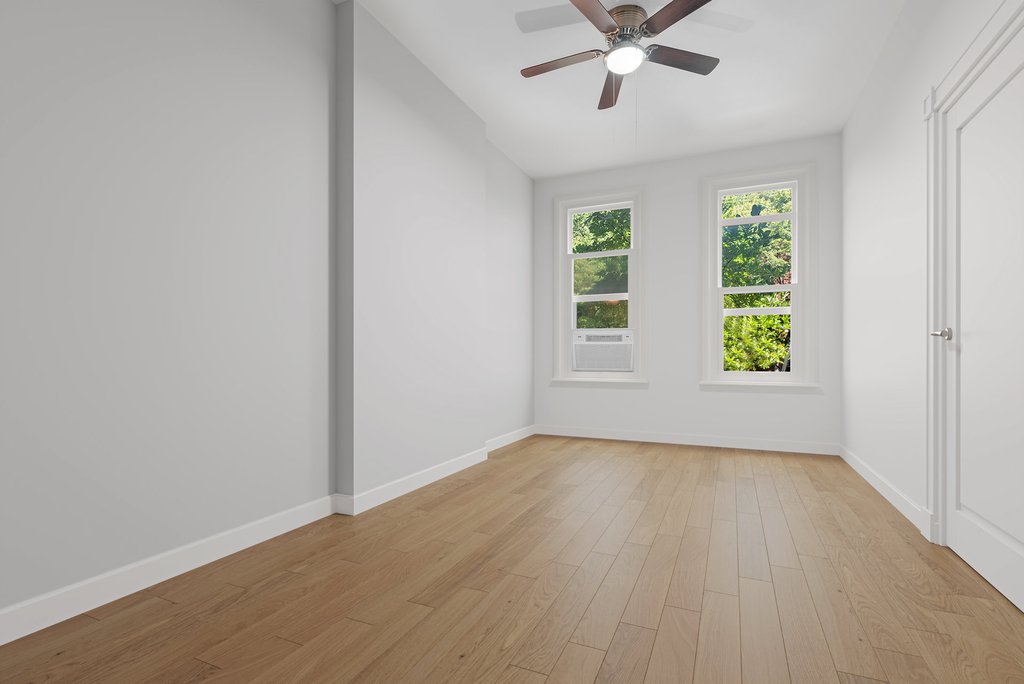 460 11th Street, Unit 1 photo 4