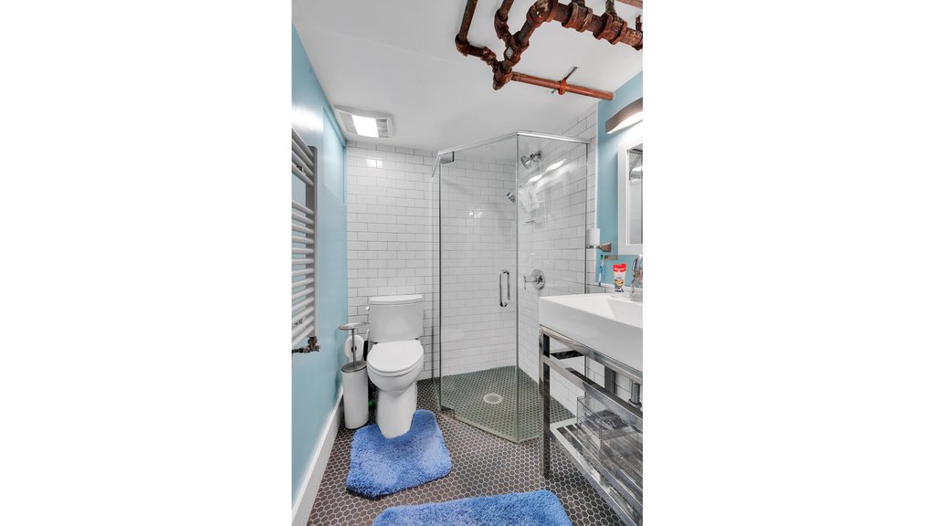 460 11th Street, Unit 1 photo 11