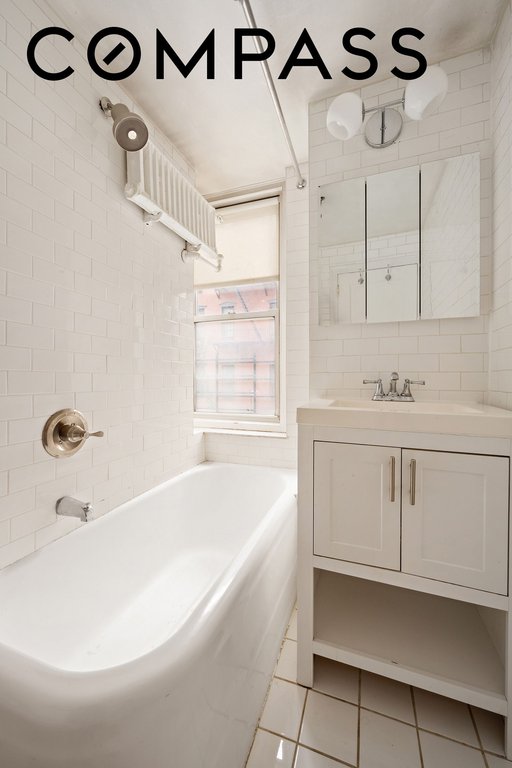 365 West 20th Street, Unit 2E photo 7