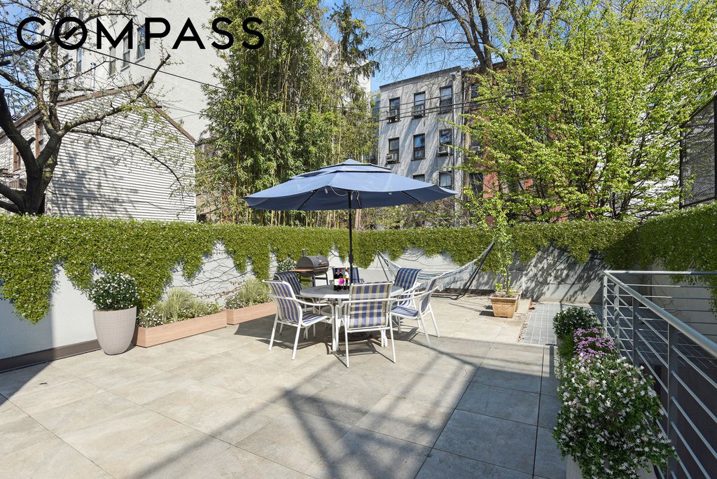 335 Warren Street, Unit 102 photo 2