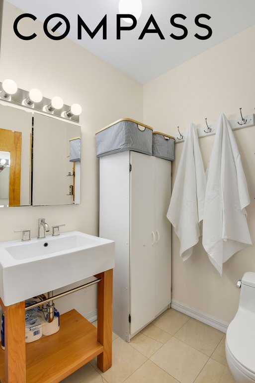 335 Warren Street, Unit 102 photo 13