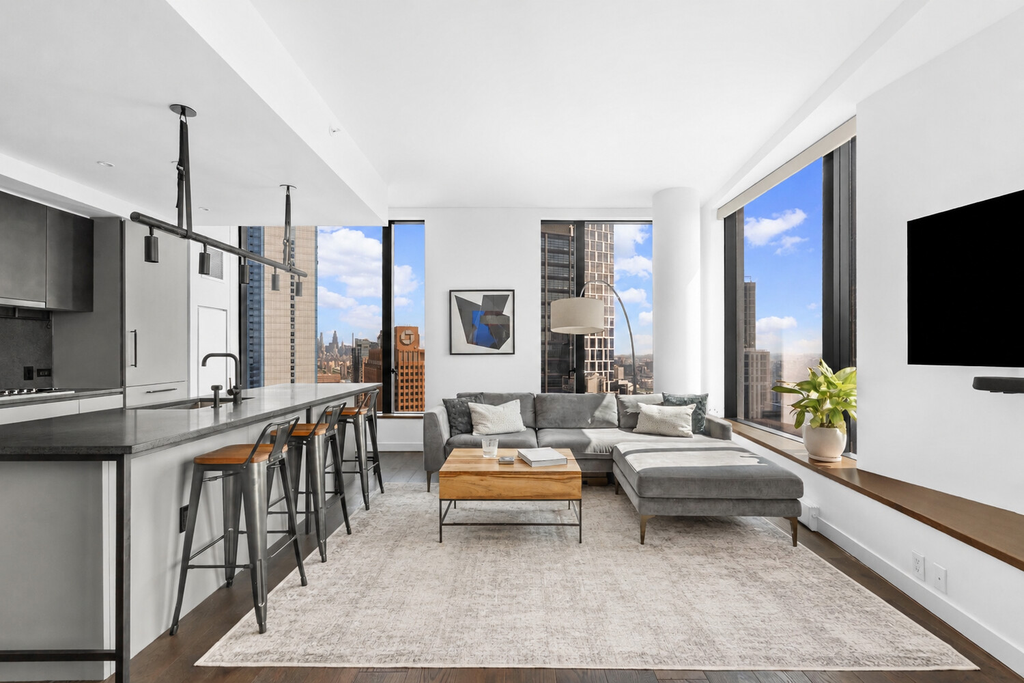 11 Hoyt Street, Unit 37B photo 2