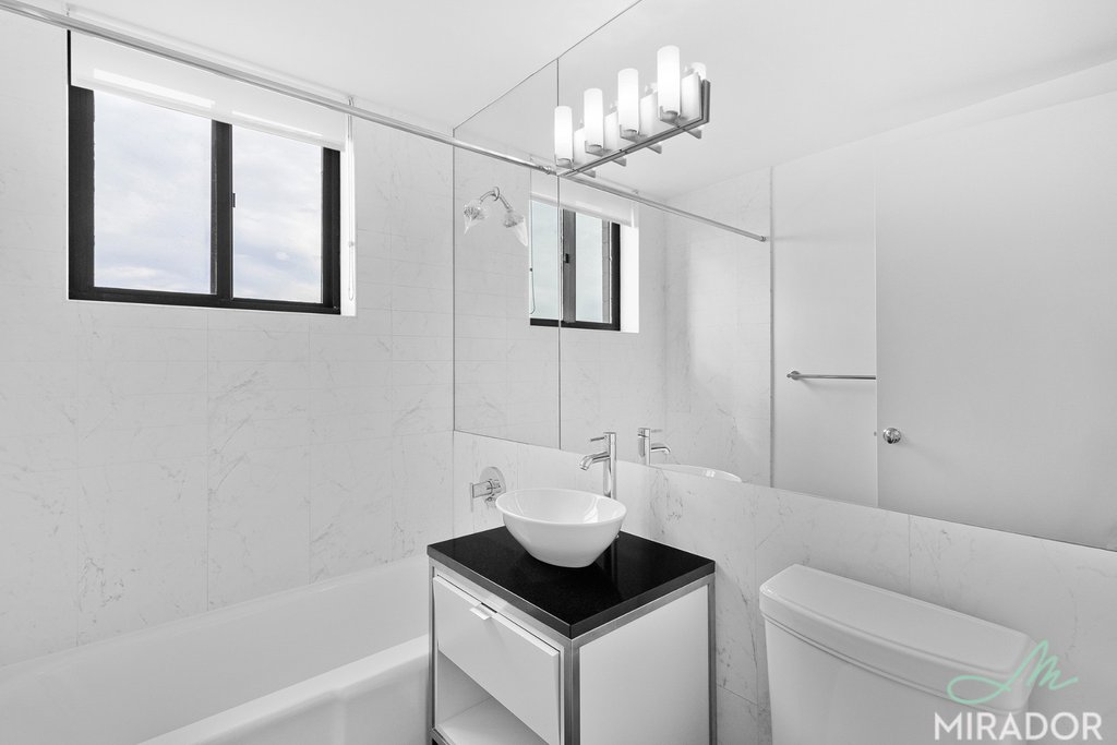 290 Third Avenue, Unit 31D photo 9