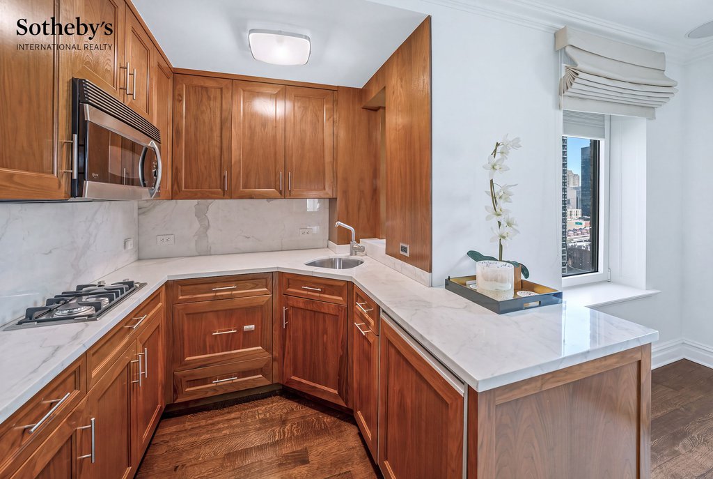 227 East 57th Street, Unit 19G photo 4