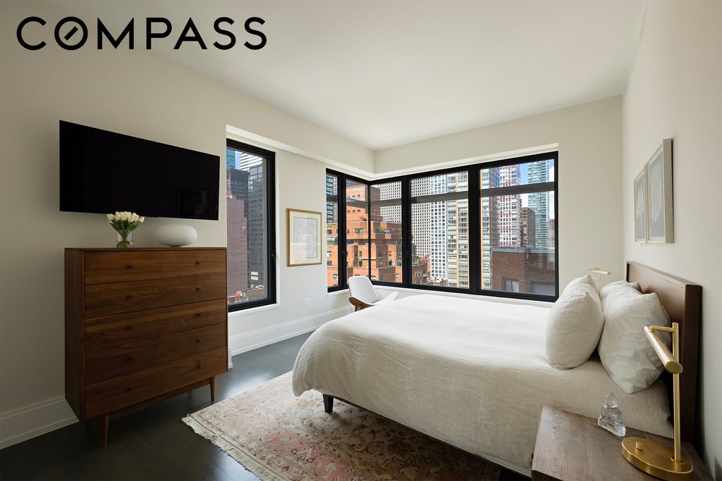 301 East 50th Street, Unit 16B photo 5