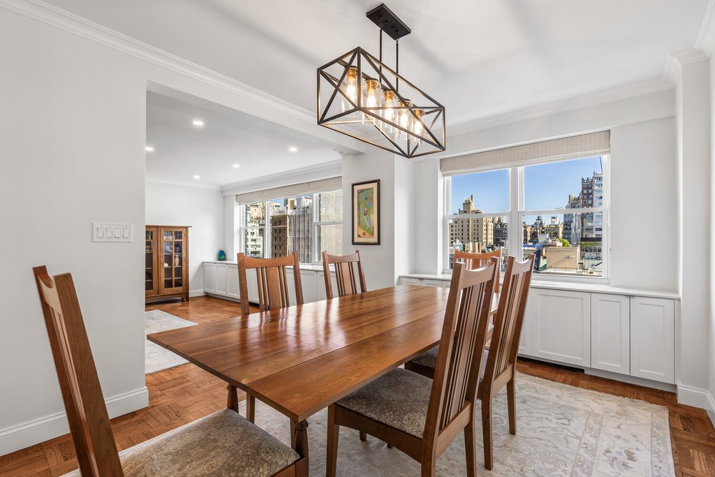 650 Park Avenue, Unit 12C photo 4