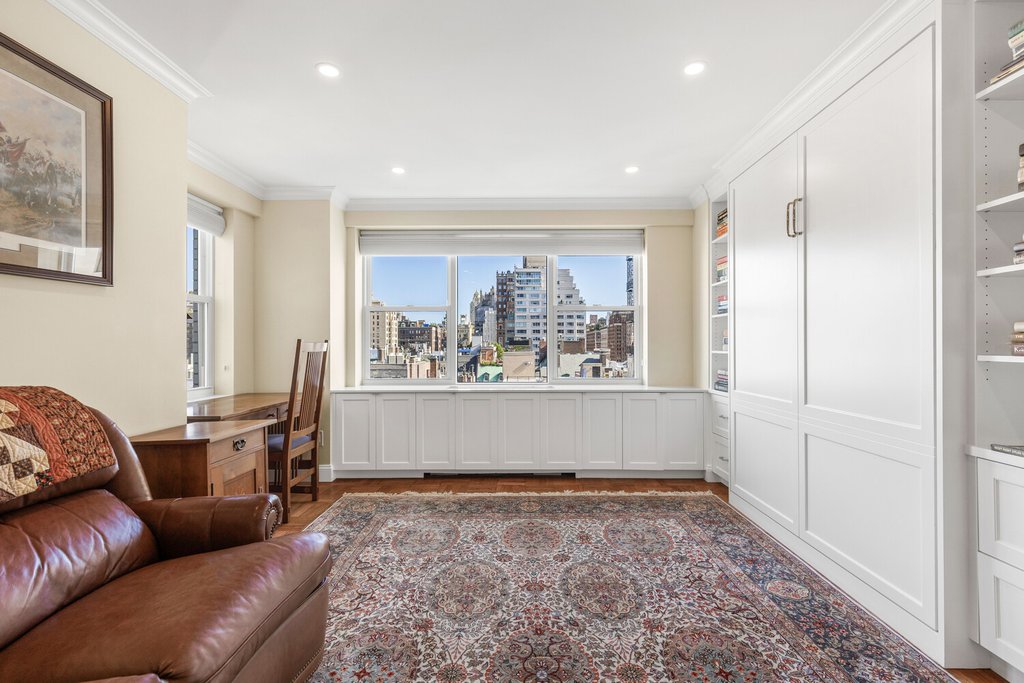 650 Park Avenue, Unit 12C photo 8