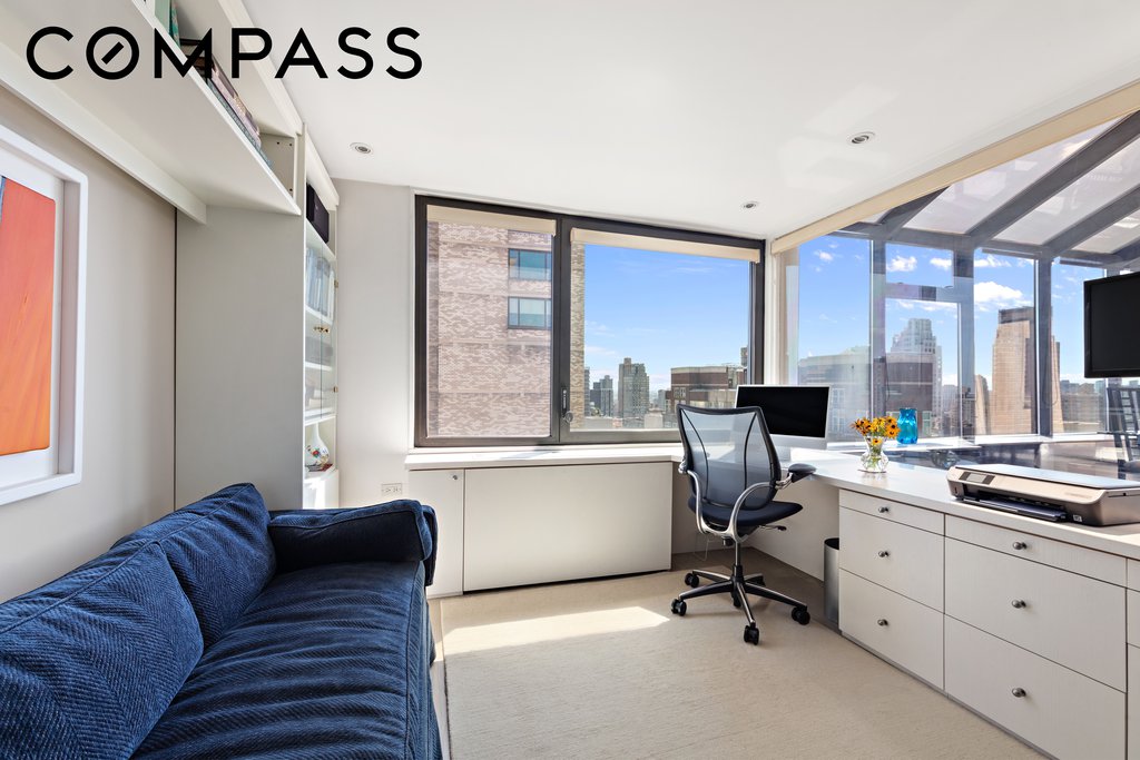 1065 Park Avenue, Unit PHB photo 5