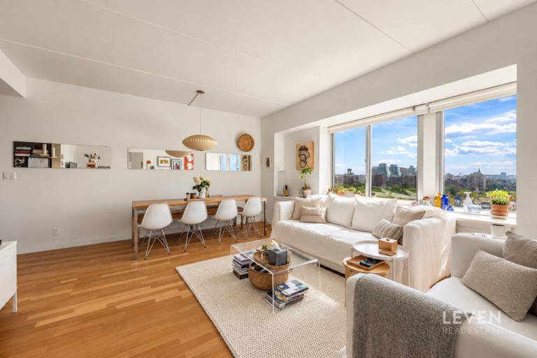 87 Smith Street, Unit 9D