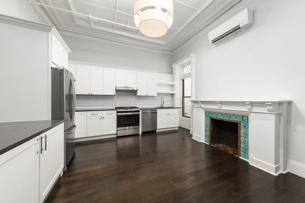 256 Jefferson Avenue – For Sale photo 7