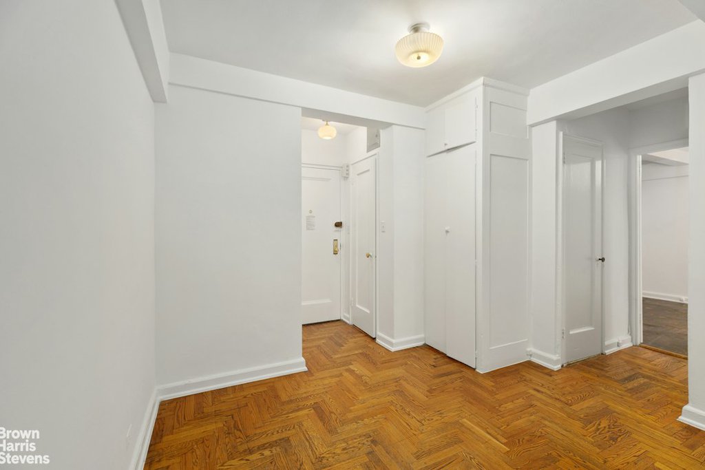 330 East 79th Street, Unit 8D photo 7
