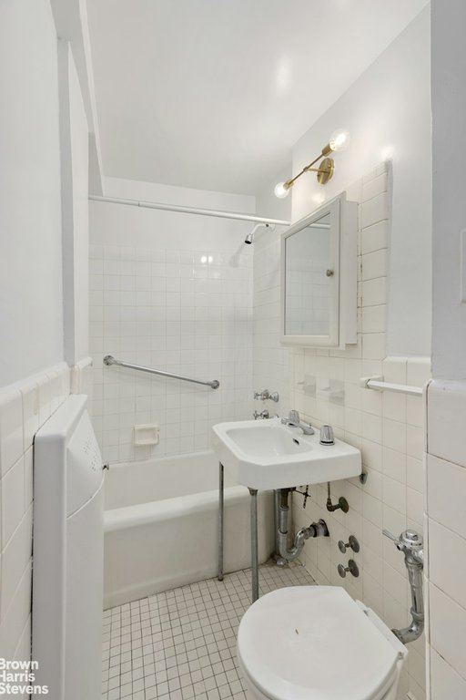 330 East 79th Street, Unit 8D photo 14