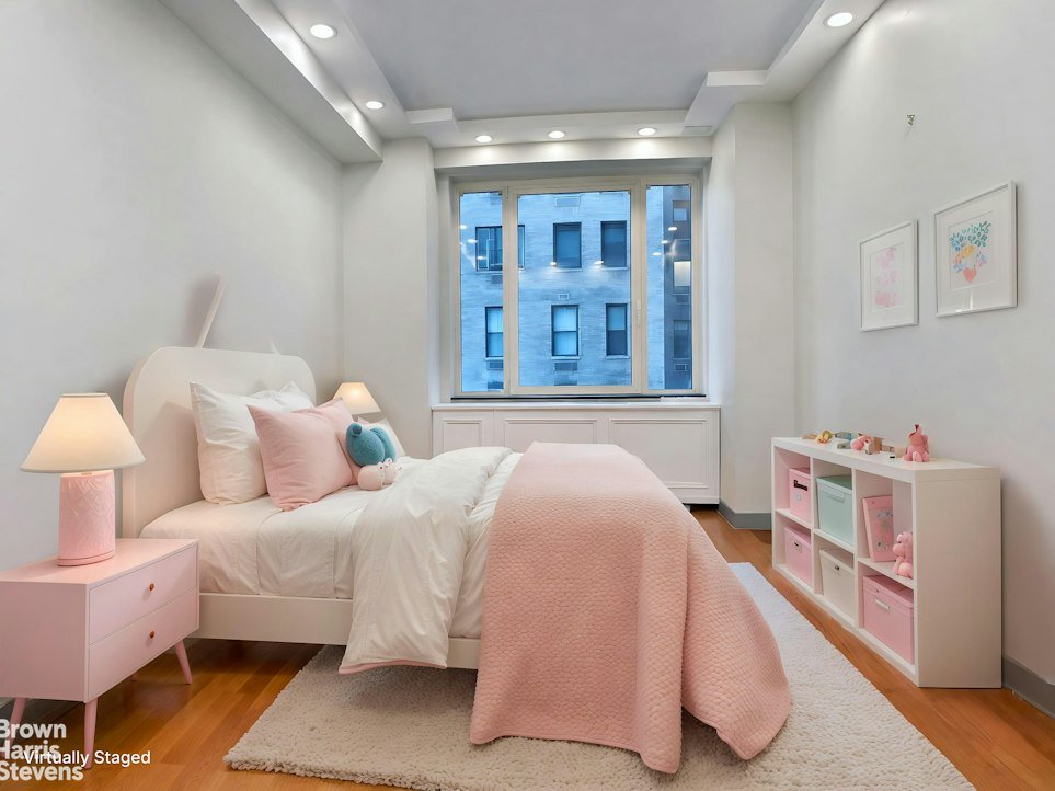 60 Sutton Place South, Unit 5CS photo 6