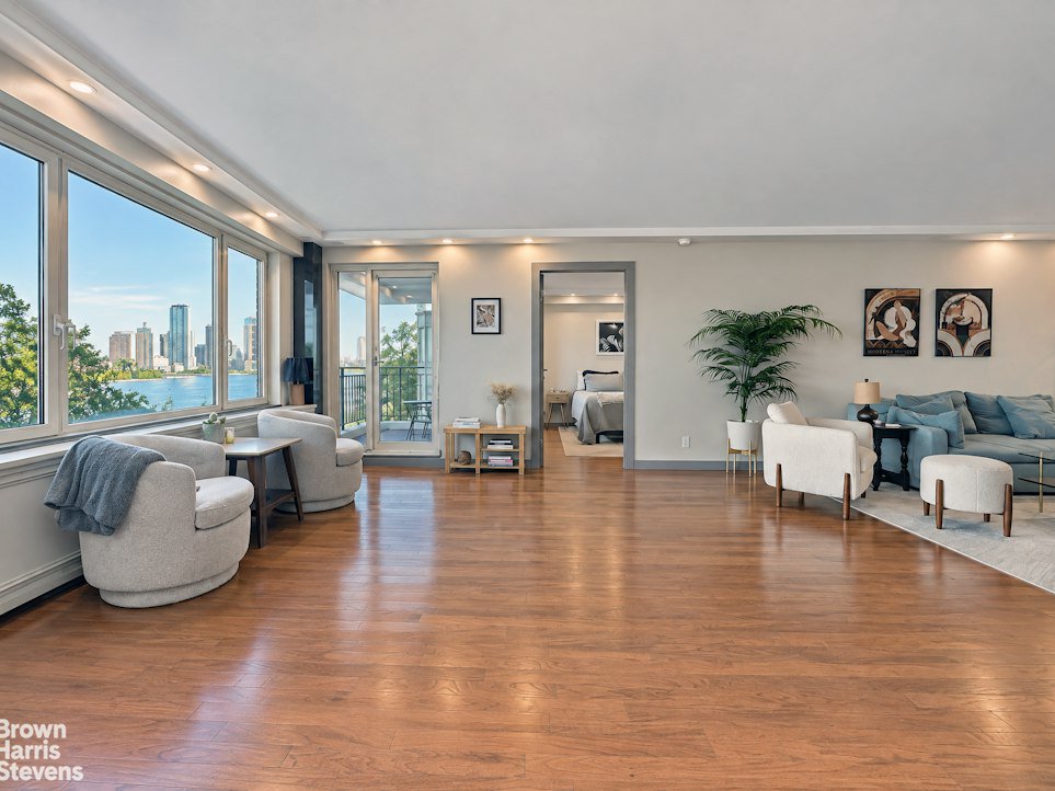 60 Sutton Place South, Unit 5CS photo 24