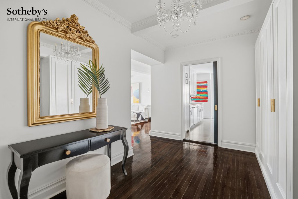 419 East 57th Street, Unit 6F photo 2