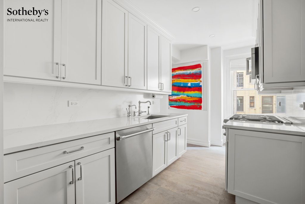 419 East 57th Street, Unit 6F photo 5