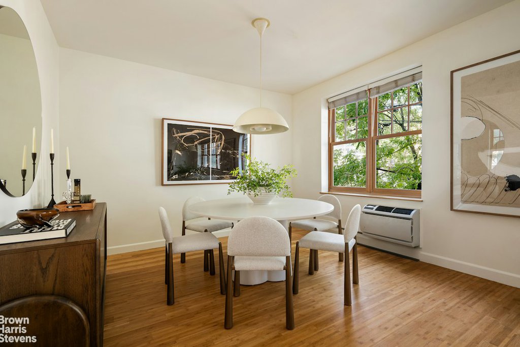 292 Ainslie Street, Unit 2F photo 2