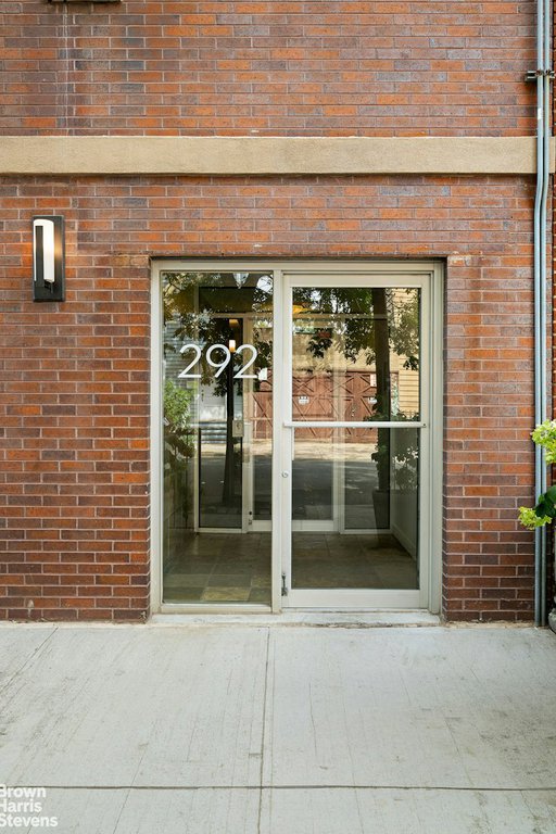 292 Ainslie Street, Unit 2F photo 12