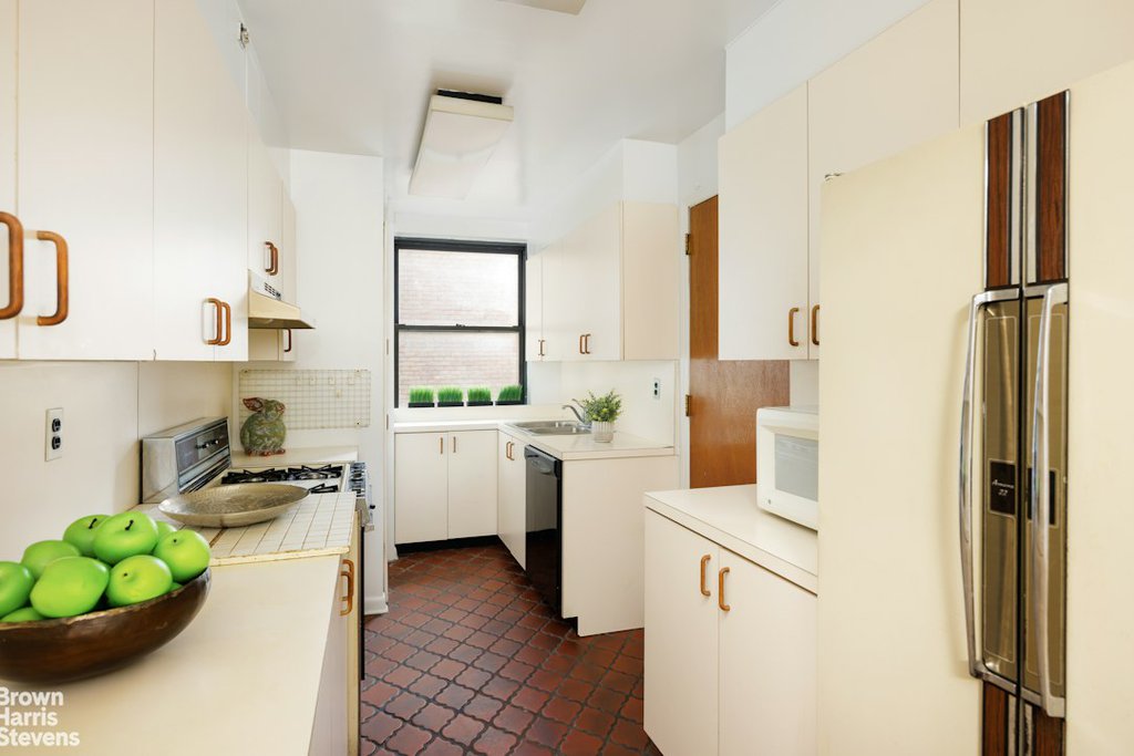 25 East 86th Street, Unit 9A photo 7