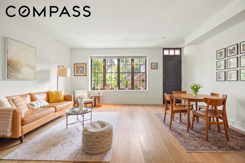 190 East Seventh Street, Unit 1C
