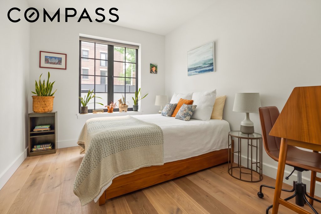 190 East Seventh Street, Unit 1C photo 9