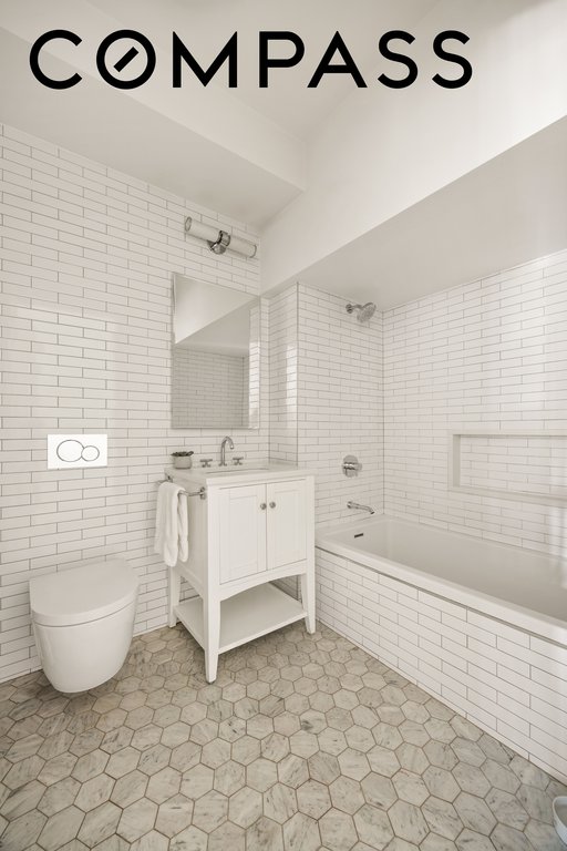 190 East Seventh Street, Unit 1C photo 12