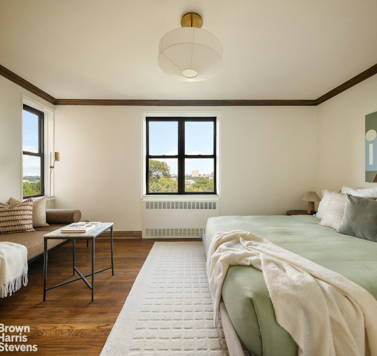 345 Riverside Drive, Unit 6C photo 2